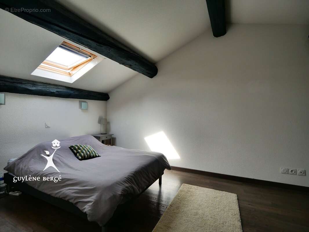 Appartement à LE CAILAR