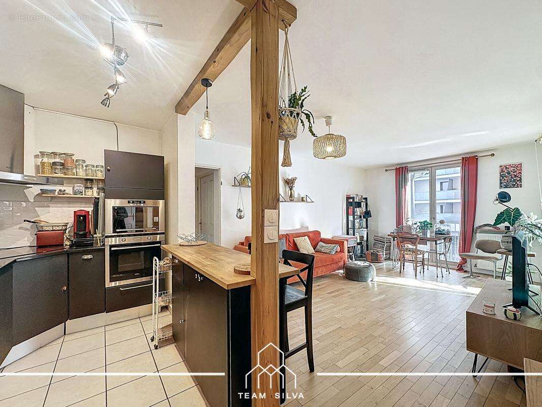 Appartement à LYON-8E