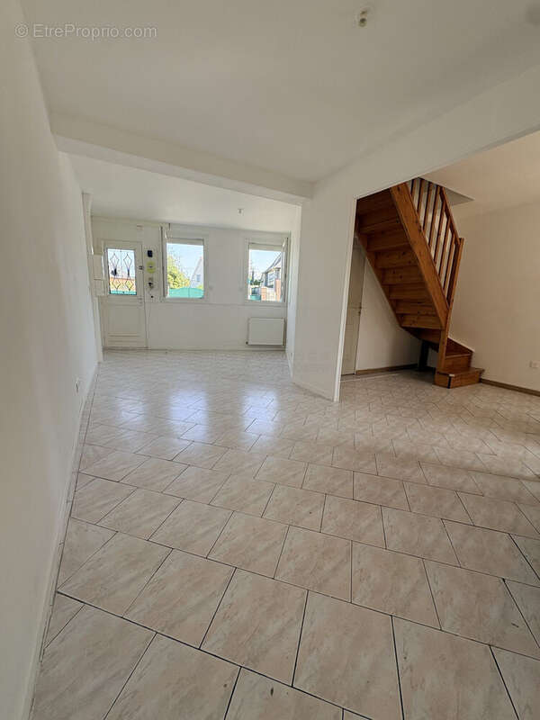 Maison 65 m² à Yvetot  - photo 3