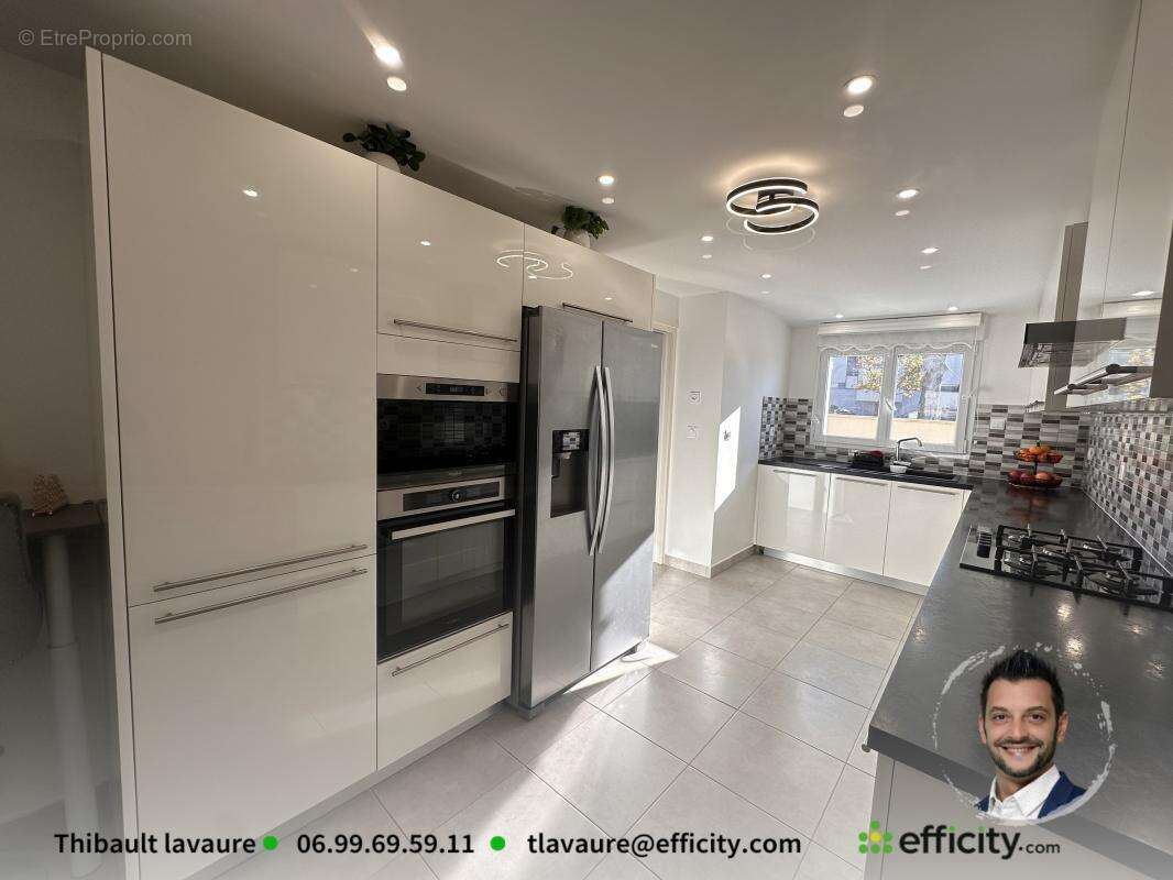 Maison à SAINT-YRIEIX-SUR-CHARENTE