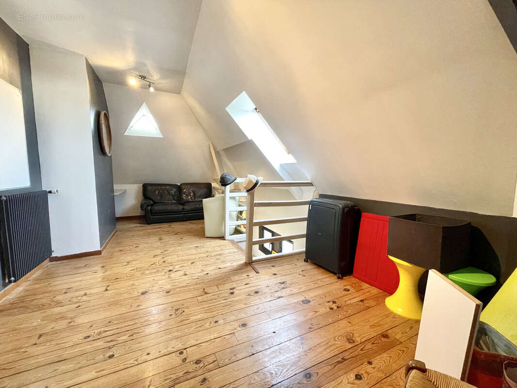 Maison à SAINT-CONTEST