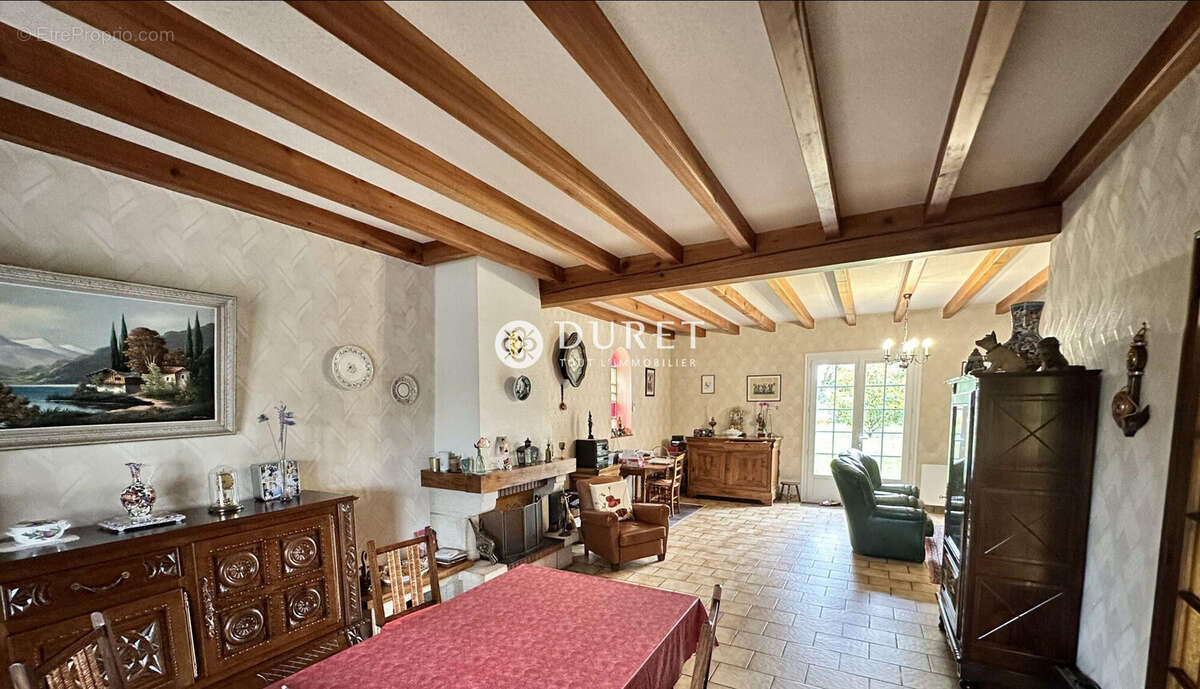 Maison à L'HERBERGEMENT