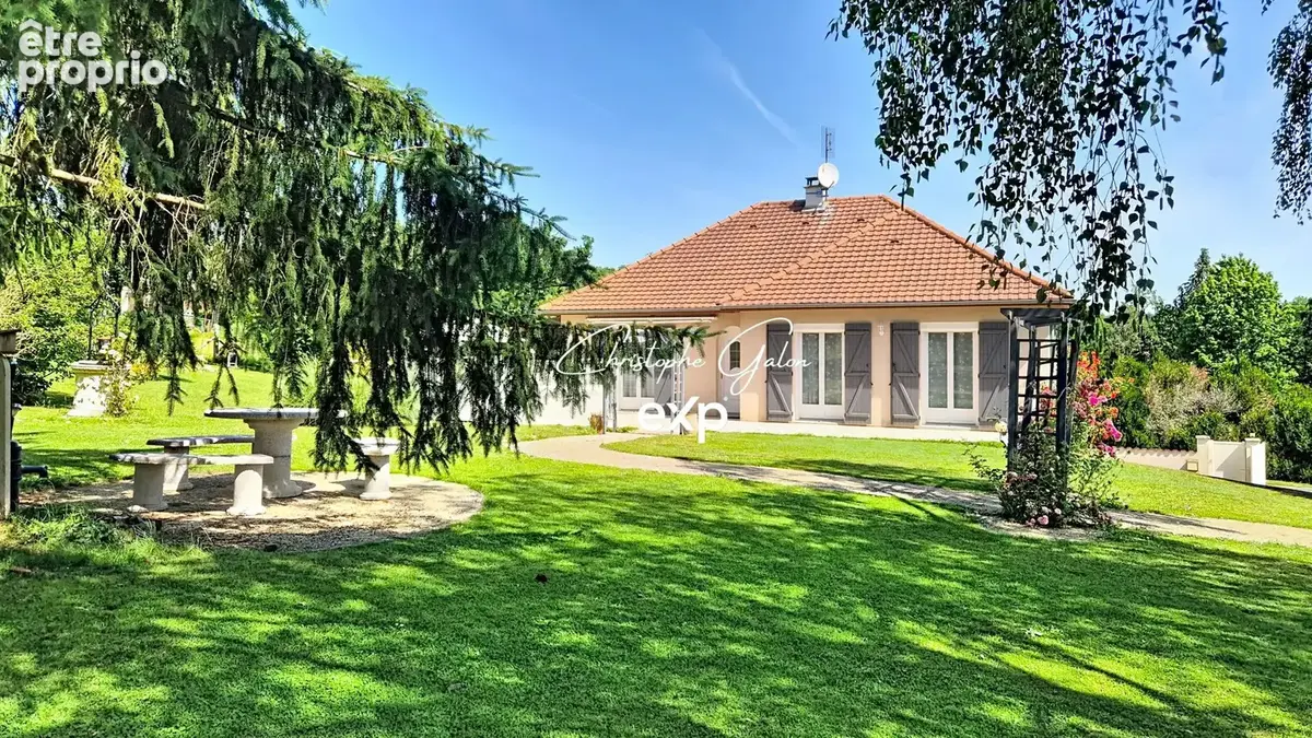 Maison 5 pièces 115 m² à vendre à Peyrat-De-Bellac (87300) - photo 2