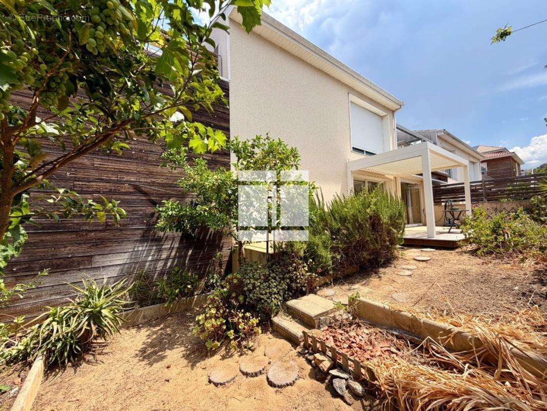 Porticcio – Appartement 3 pièces avec jardin et garage - photo 9