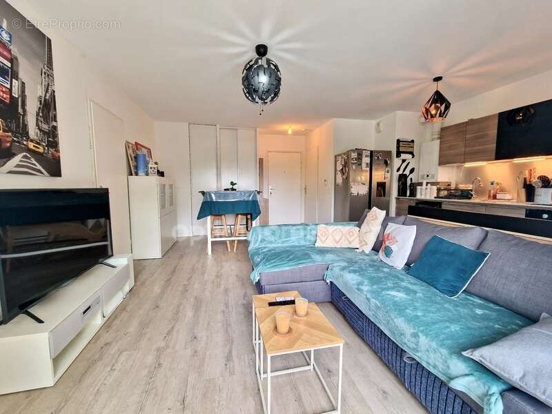 Appartement à CORBEIL-ESSONNES