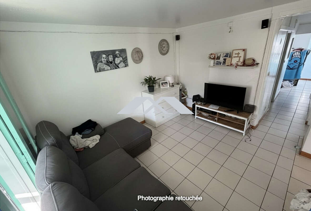 Maison 111 m² à Saint-Leu  - photo 2