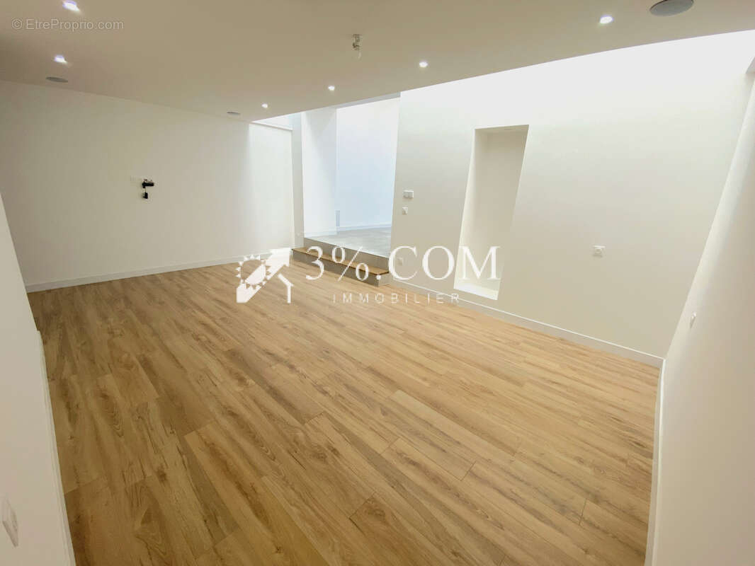 Appartement à PAGNEY-DERRIERE-BARINE