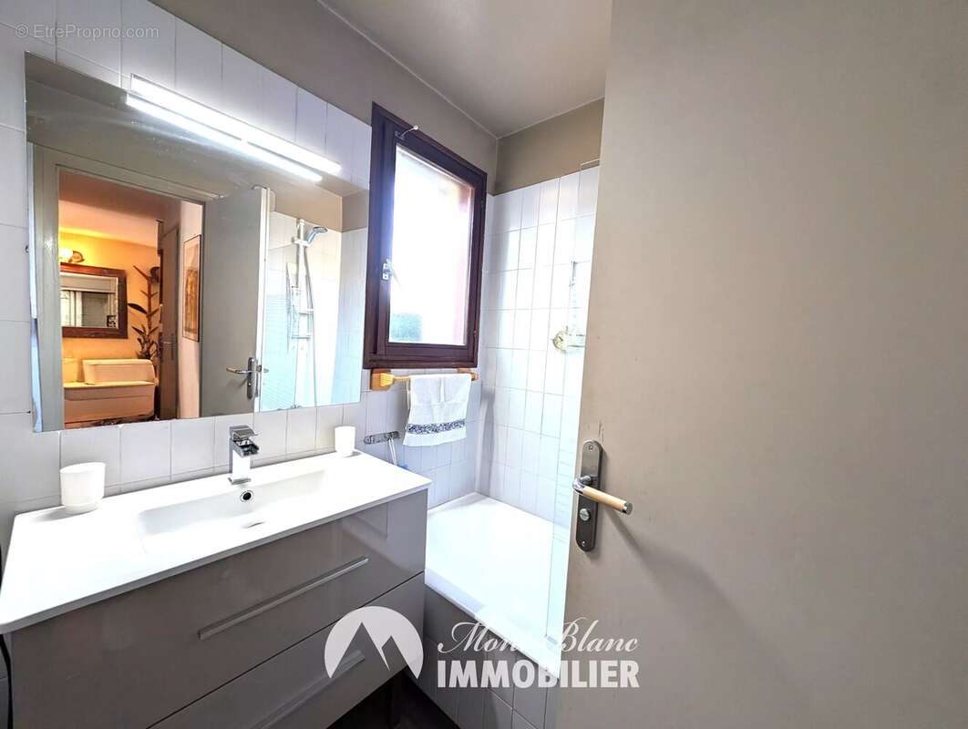 Appartement à SAINT-GERVAIS-LES-BAINS