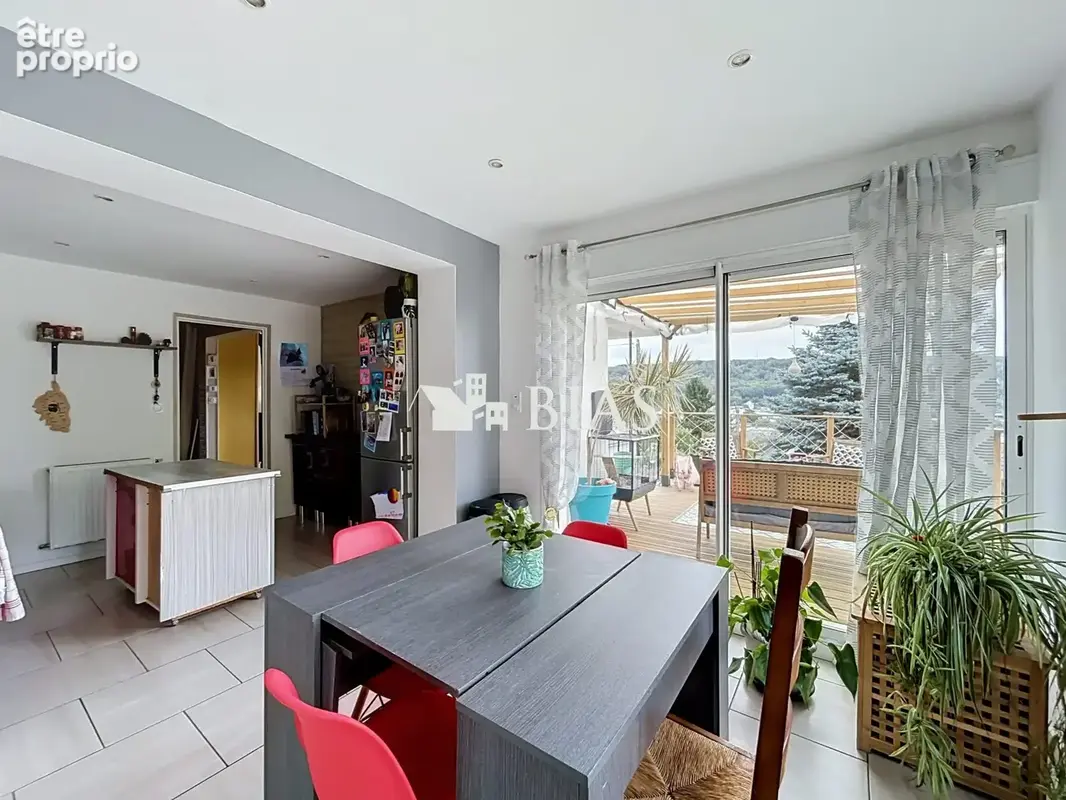 Maison 5 pièces 96 m² à vendre à Deville-Les-Rouen (76250) - photo 6