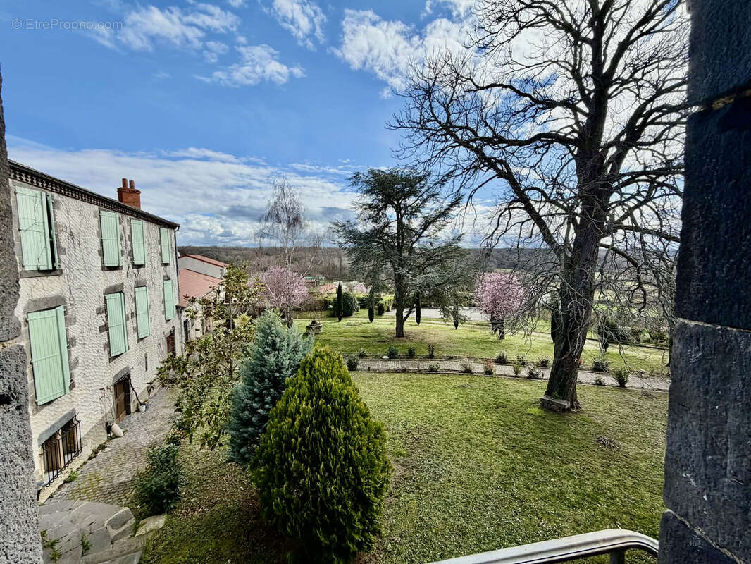 Maison à BERGONNE