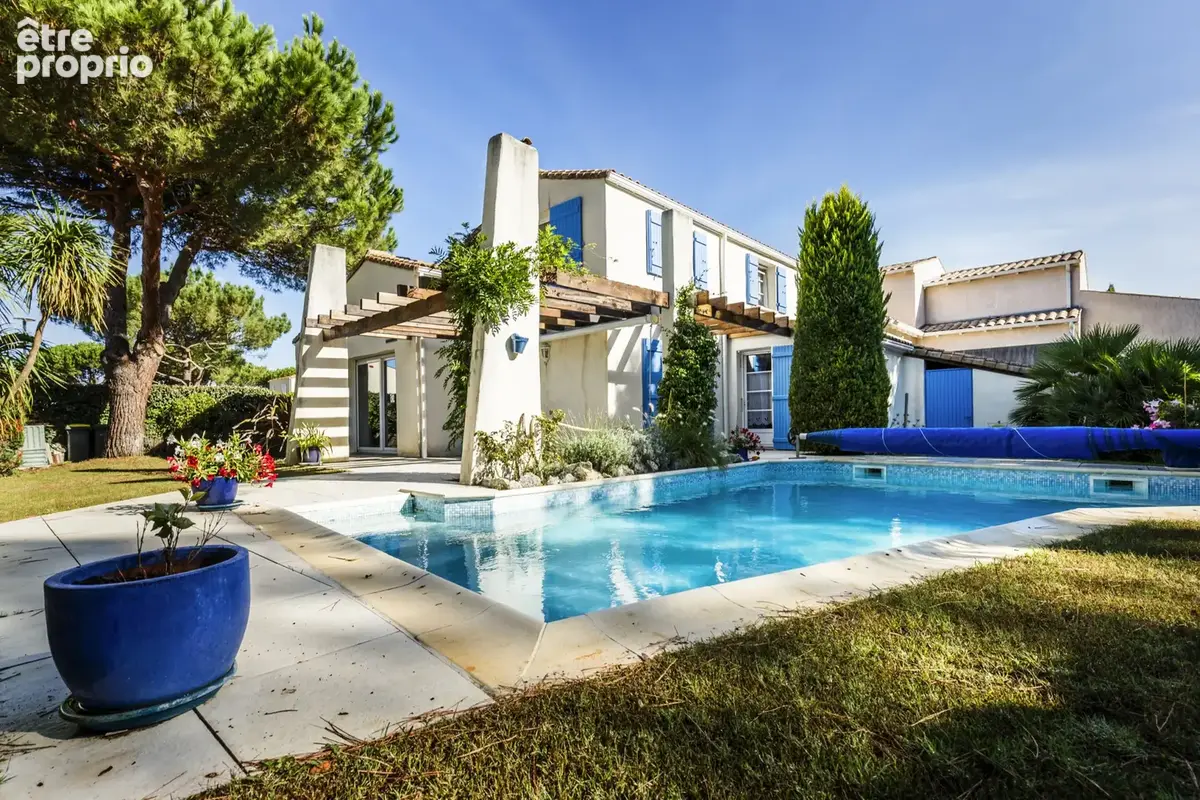 Maison à LES MATHES