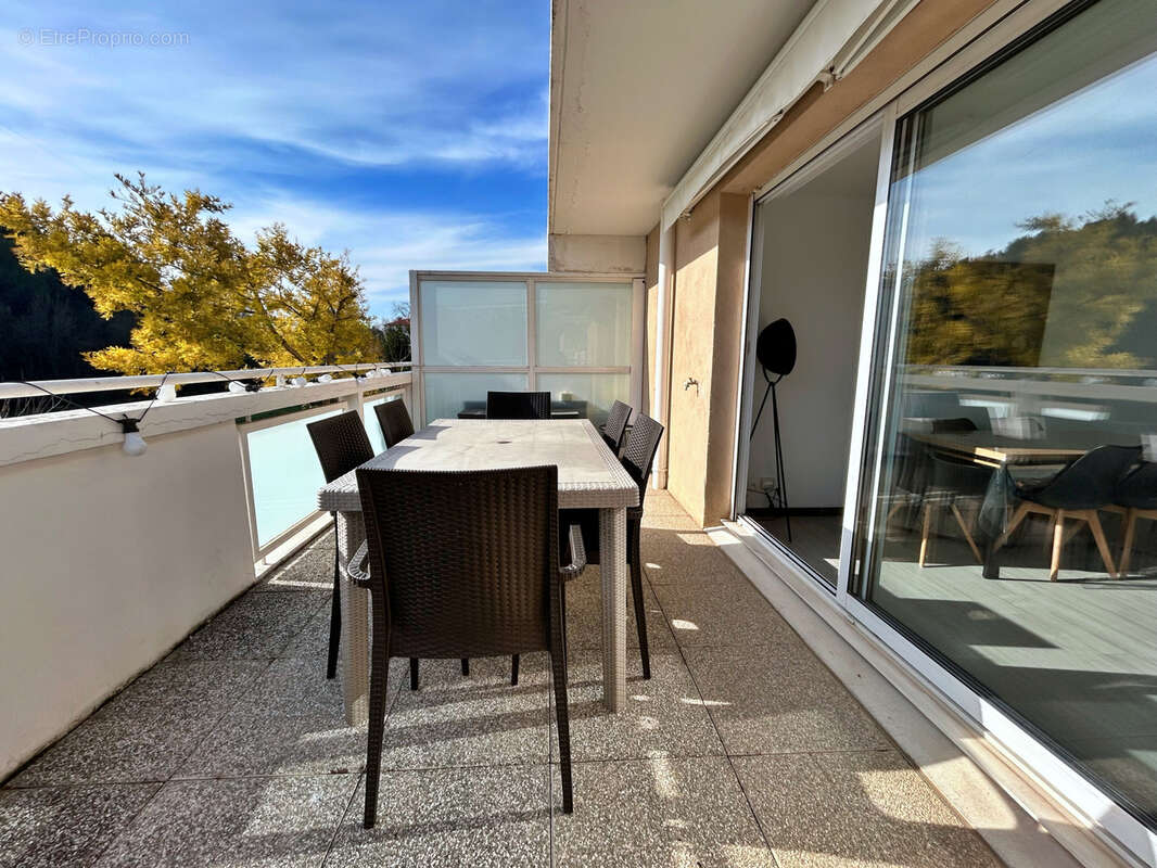 Appartement à MARSEILLE-14E