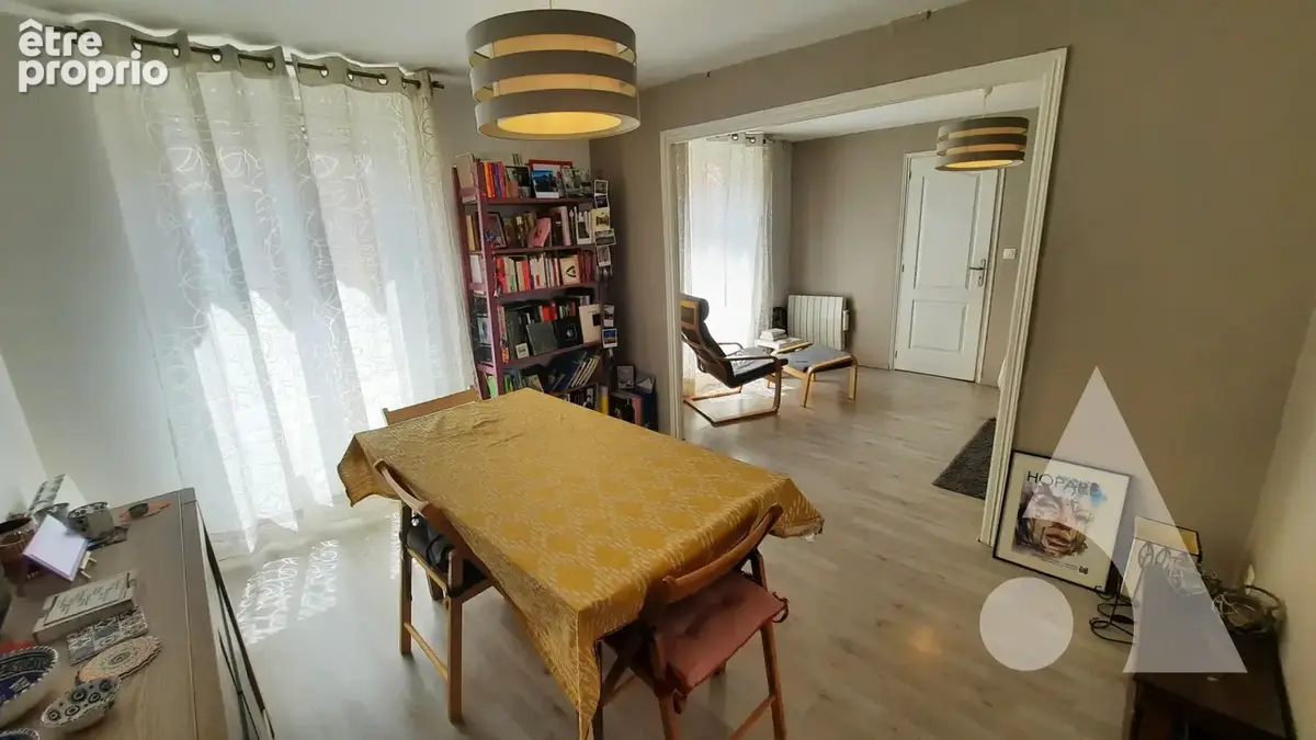Appartement Chevreuse 5 pièce(s) 89m2 - photo 2