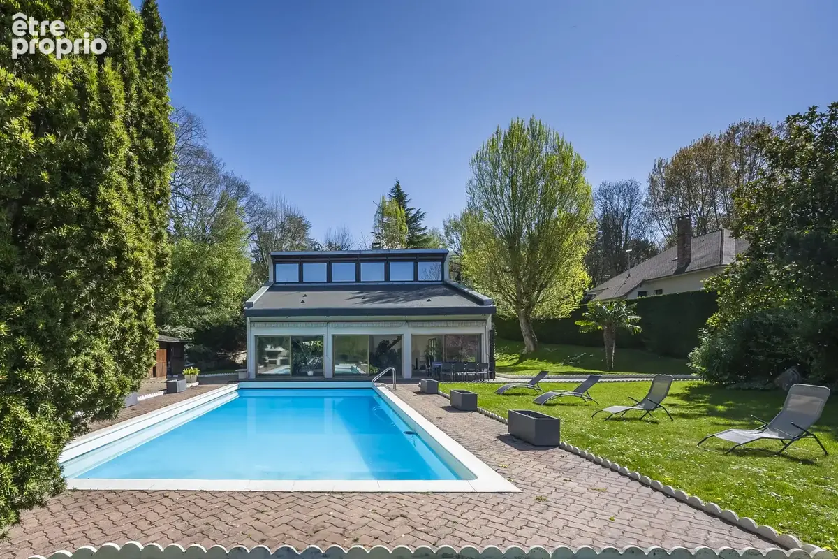 Bougival (78) - Maison de prestige avec piscine - photo 4