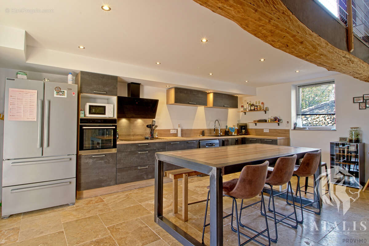 Maison à SAINT-LATTIER