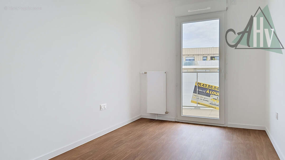 Appartement à MOISSY-CRAMAYEL