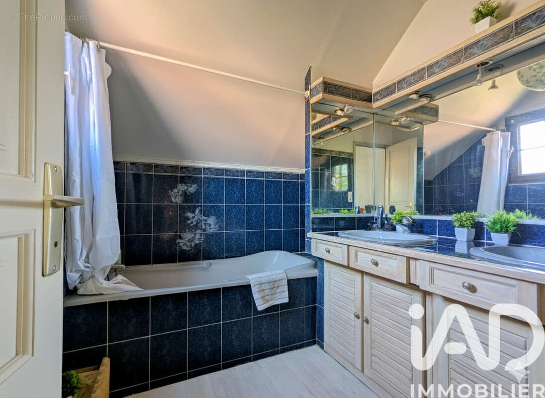 Photo 6 - Maison à ELANCOURT