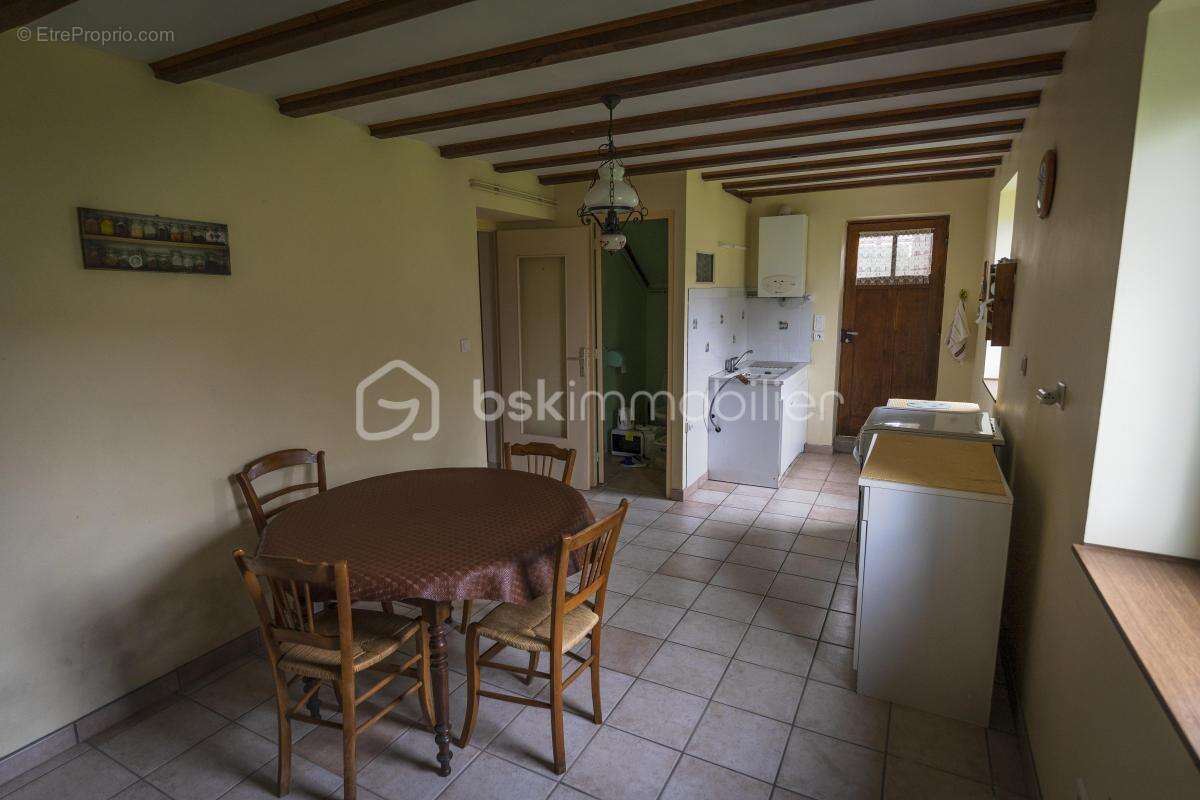 Maison à BLOT-L'EGLISE