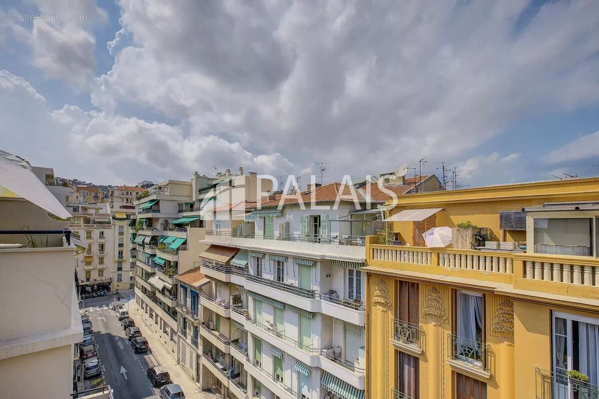 Nice Libération, 2 pièces + terrasse 13m2  étage élévé - photo 14