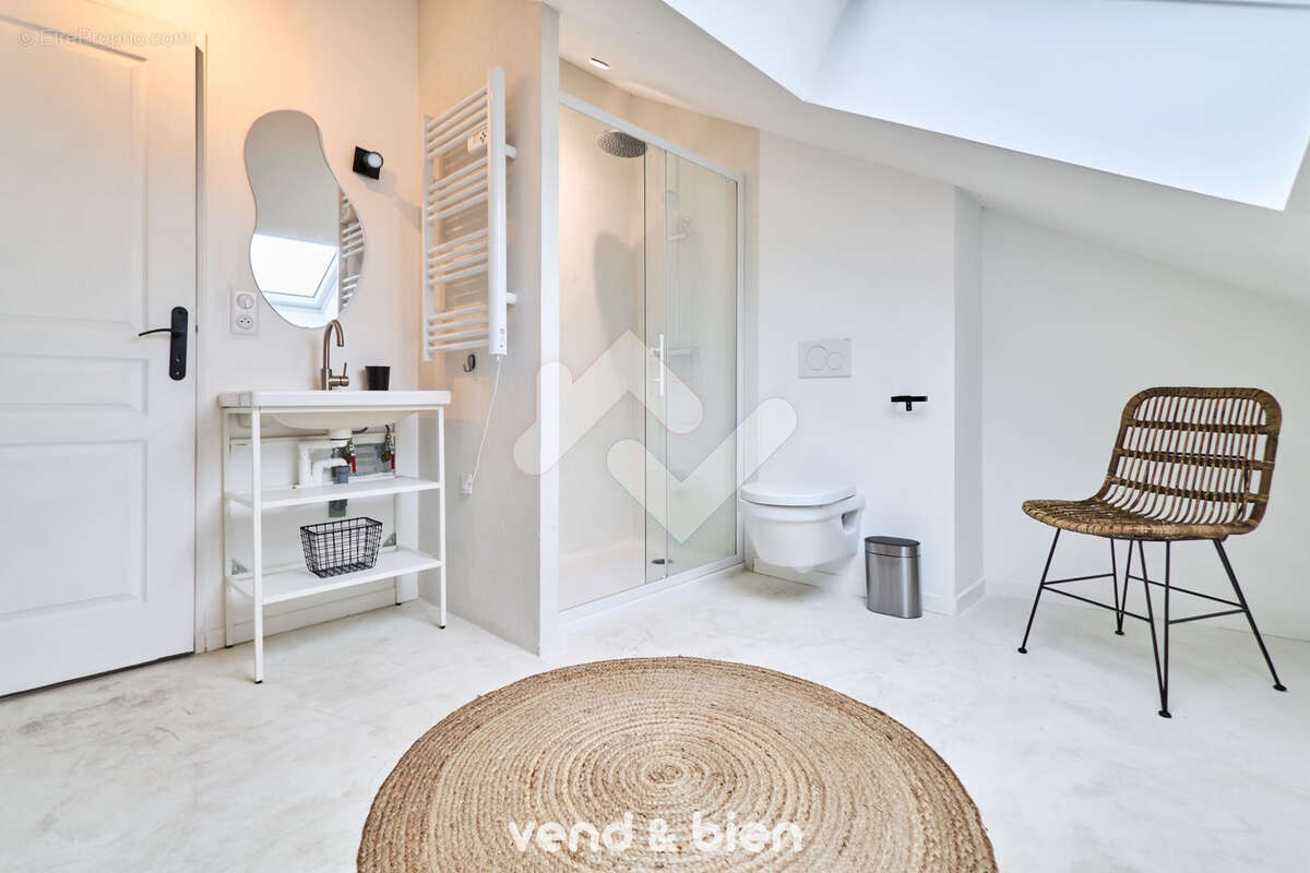 Appartement à MAGENTA