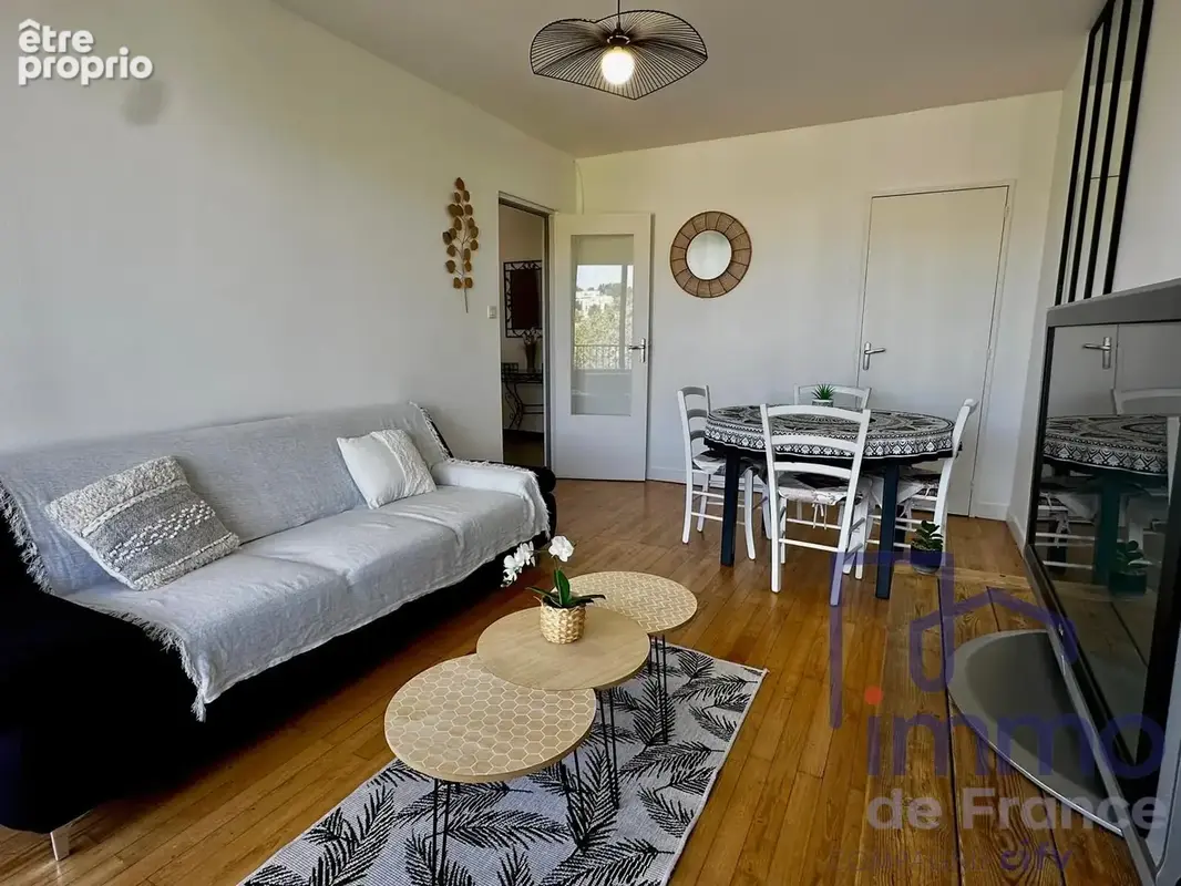 Appartement 4 pièces 75 m² à vendre à Saint-Etienne (42100) - photo 4