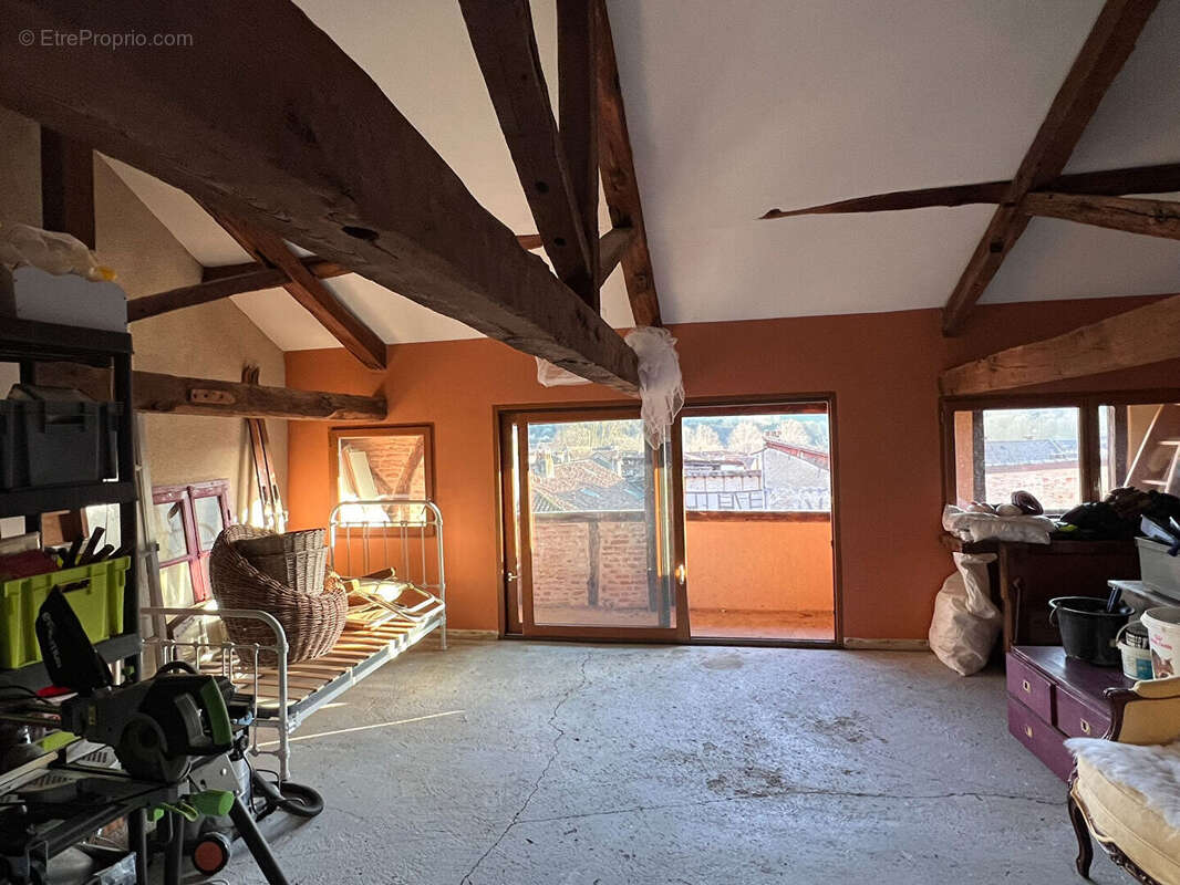 Opportunité dans Centre Historique Maison avec terrasse ... - photo 10