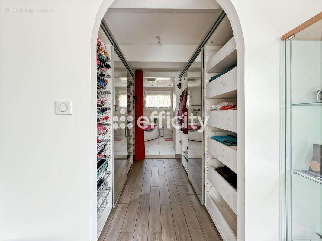 Maison 149 m² à Saint-Regle  - photo 13