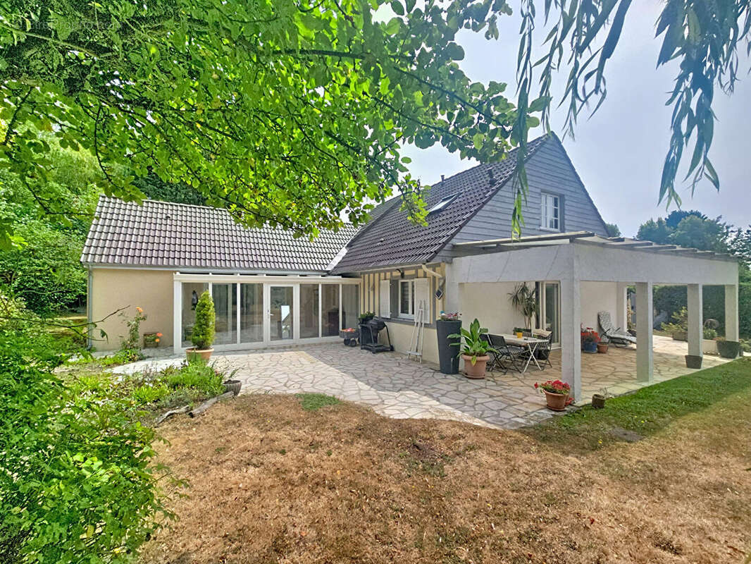 Maison à GONNEVILLE-SUR-MER