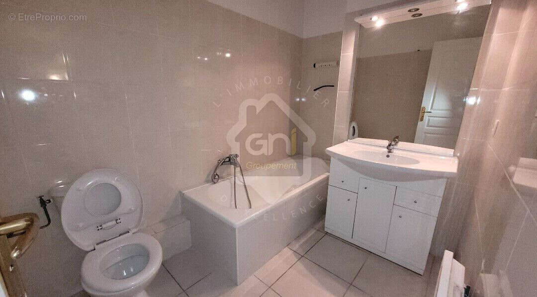 Appartement à FREJUS