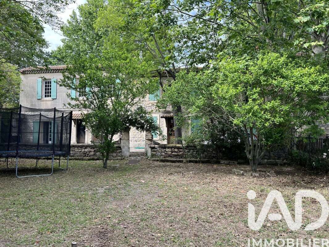 Photo 2 - Maison à ARLES