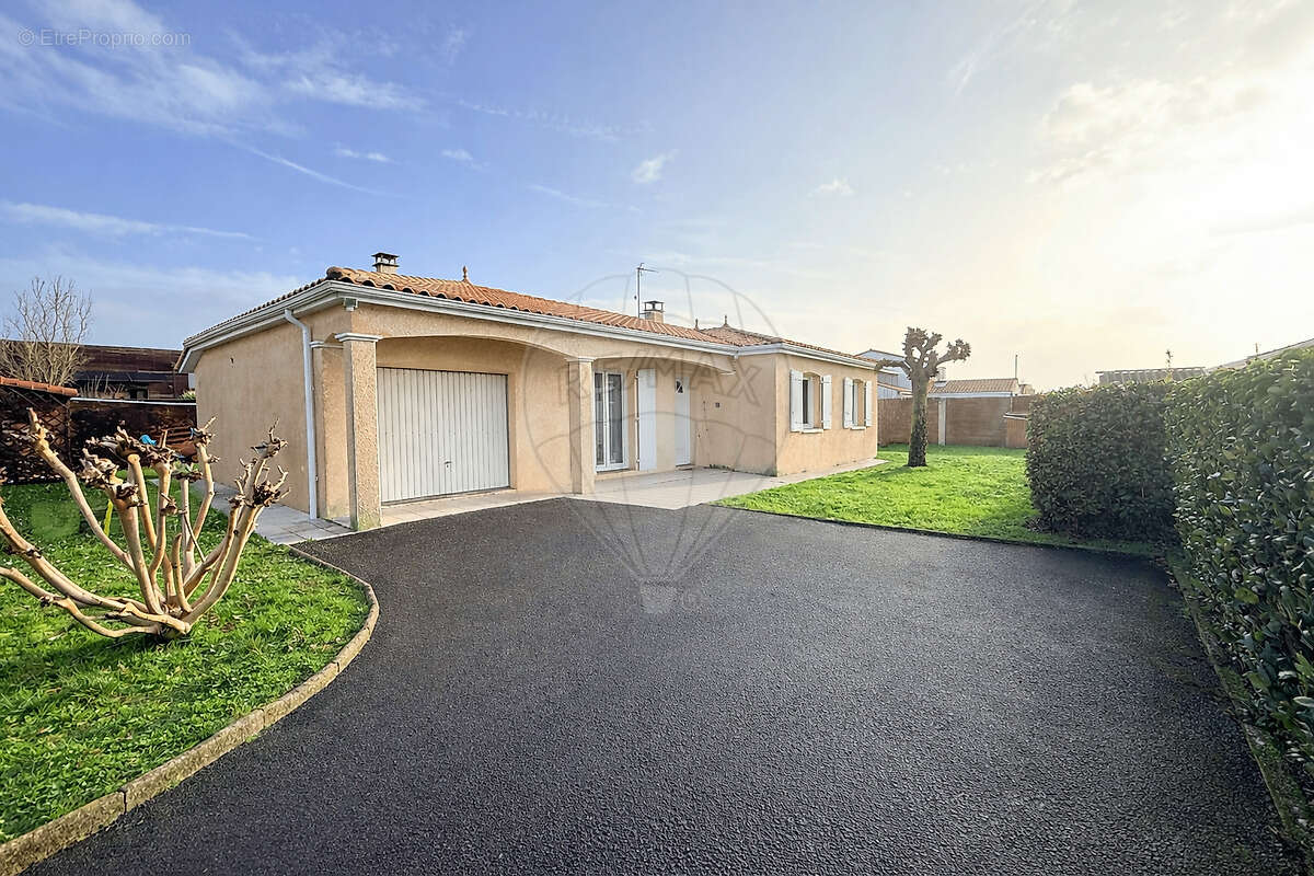 Maison à SAINT-PALAIS-SUR-MER