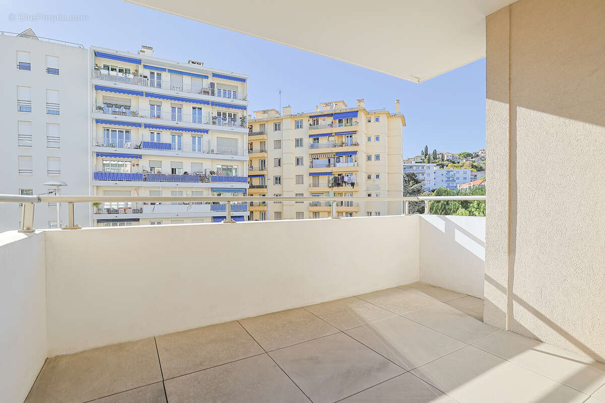 Appartement à CAGNES-SUR-MER