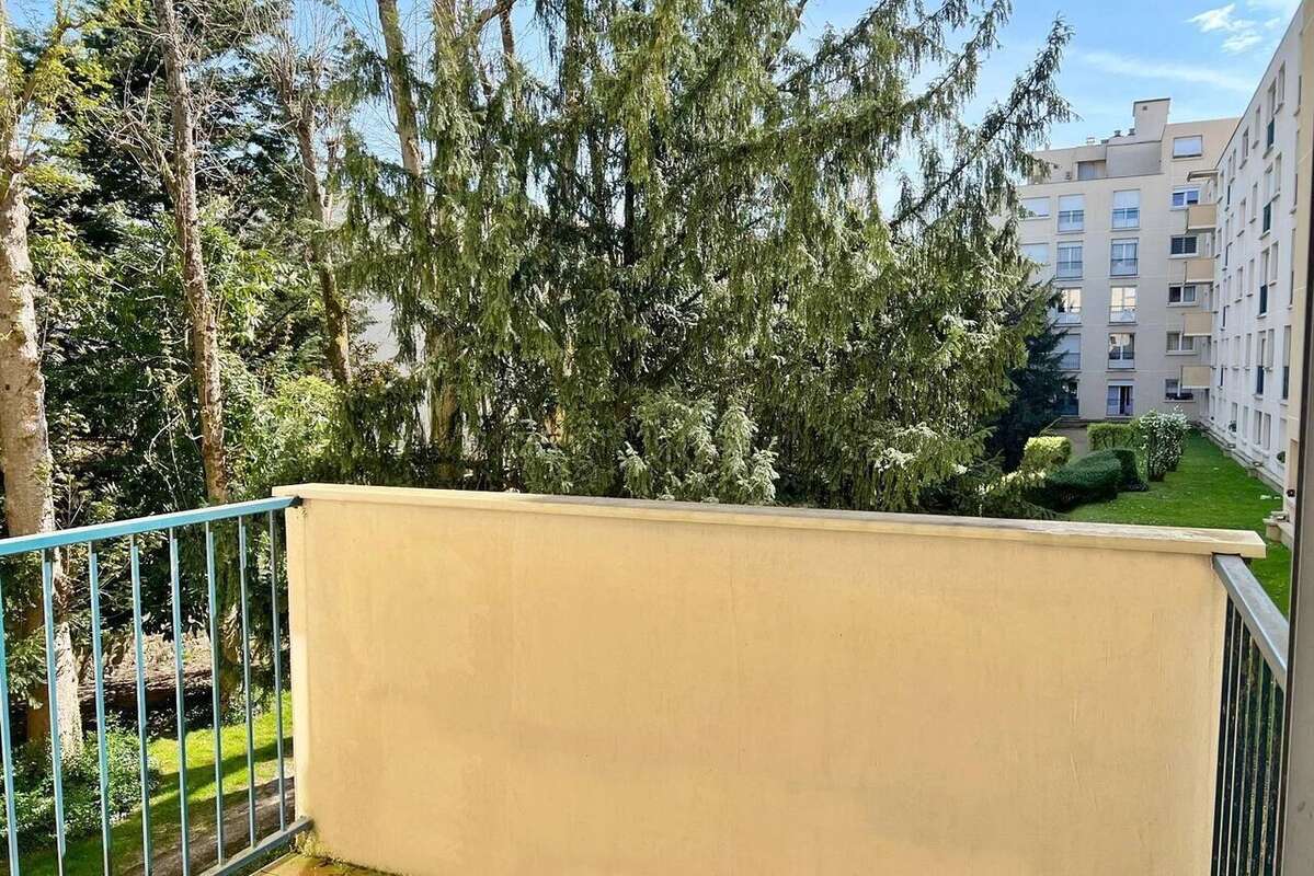 Appartement à SAINT-MAUR-DES-FOSSES