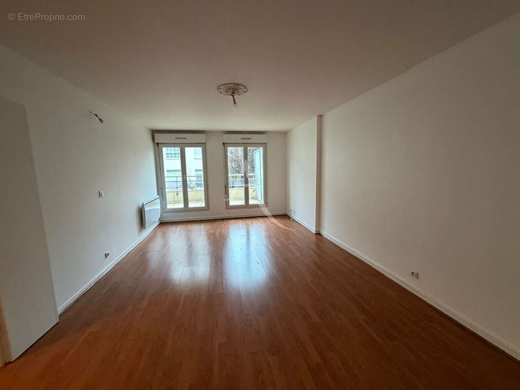 Appartement à LE BOURGET