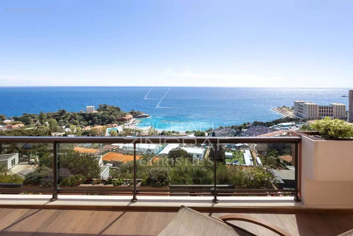 Appartement à ROQUEBRUNE-CAP-MARTIN