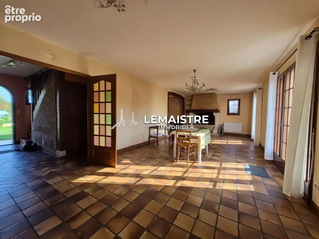 Maison à vendre - Terres-de-Caux - 121 m² - 4 chambres - Vie de plain-pied & sous-sol complet - photo 5