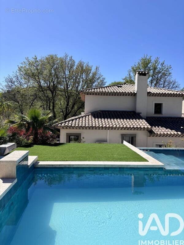Photo 1 - Maison à GRIMAUD
