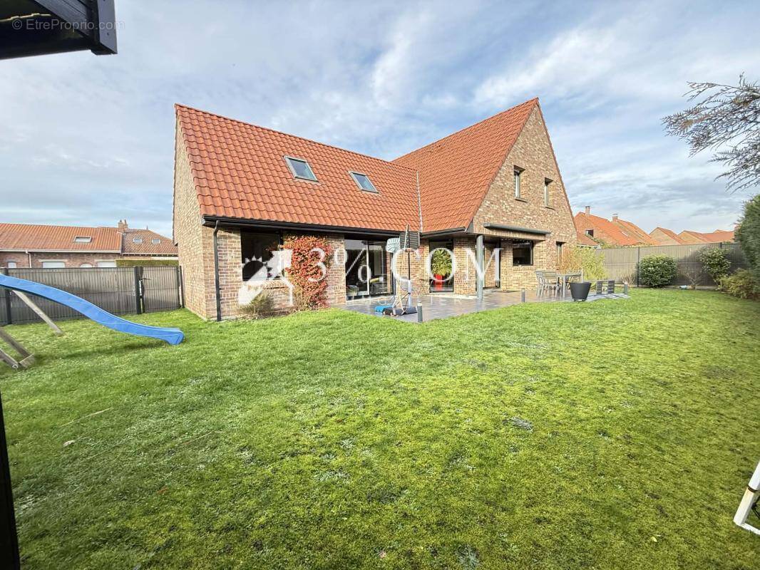Maison à THUMERIES