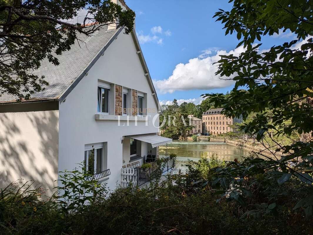 Maison à LOGONNA-DAOULAS