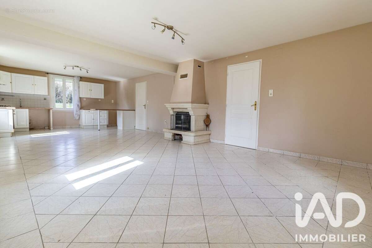 Maison 190 m² à Cazes-Mondenard  - photo 4