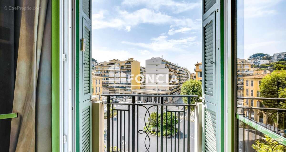 Nice Port – Quartier Max Barel  - 3P 67 m² - Etage élevé - photo 4