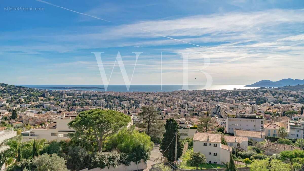 Appartement à CANNES