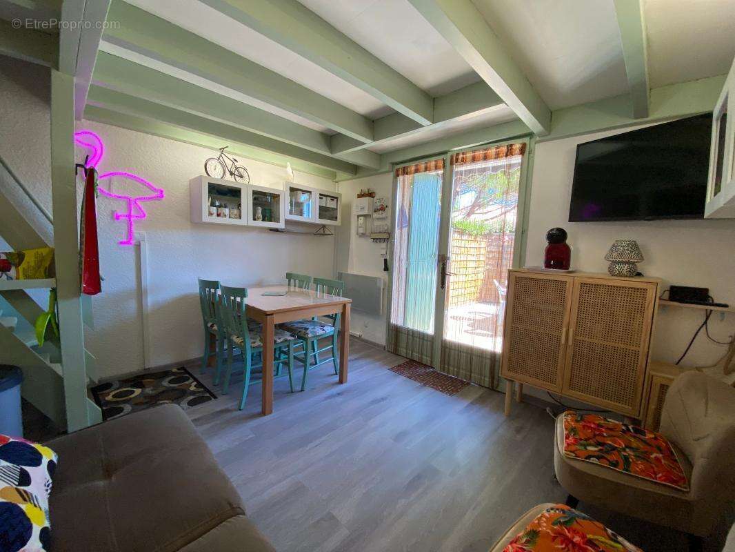 Maison à LES MATHES