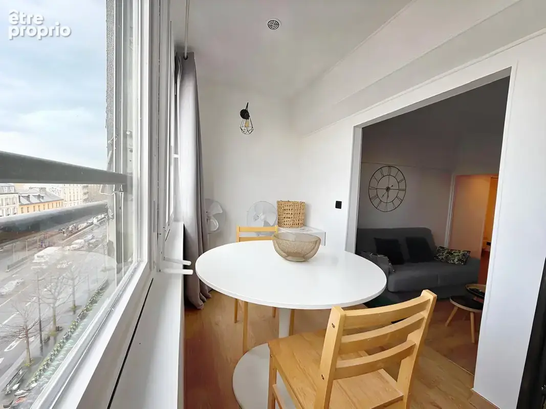 Beau 2 pièces avec vue dégagée - photo 5