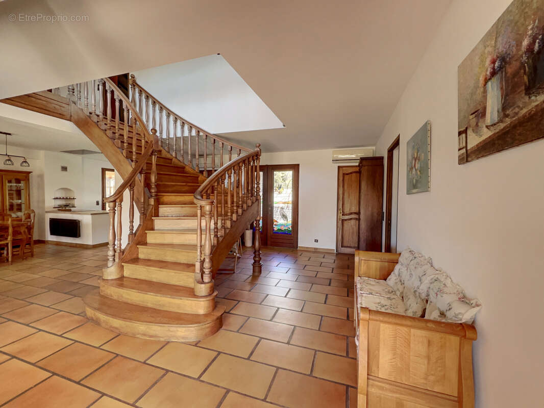 Maison à SAUSSET-LES-PINS