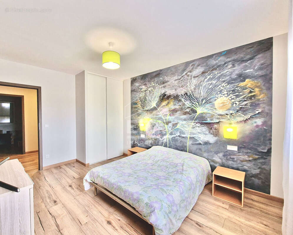 Maison à SAINT-JEAN-DE-LIVERSAY