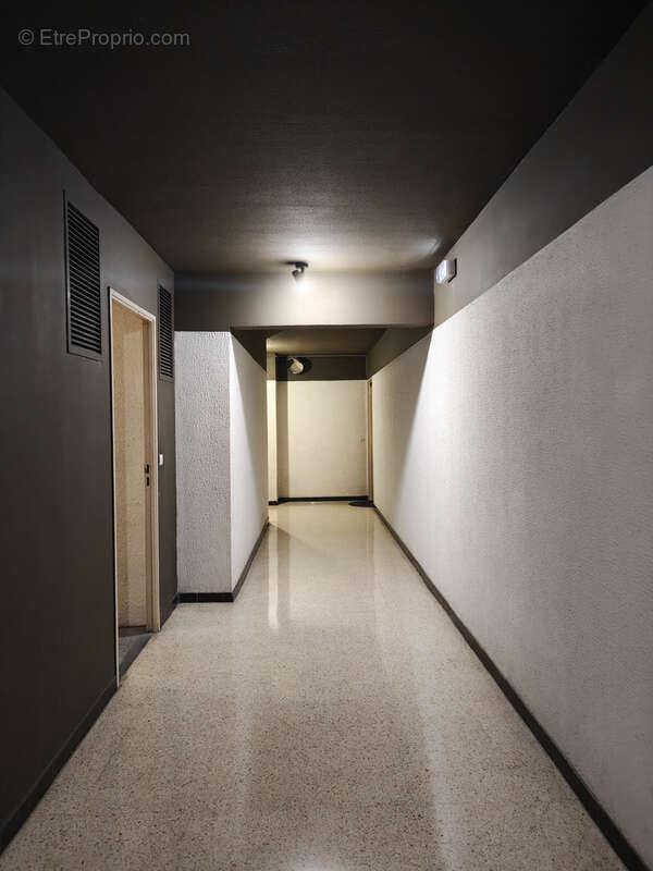 Marseille 4e — les chartreux — appartement t3 de 74,1 m2 avec balcon, cave et parking - photo 9