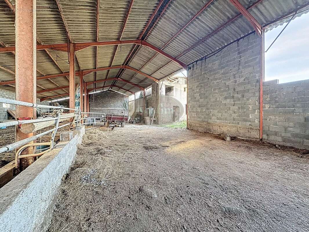 Propriété de caractère 1.7ha - photo 4