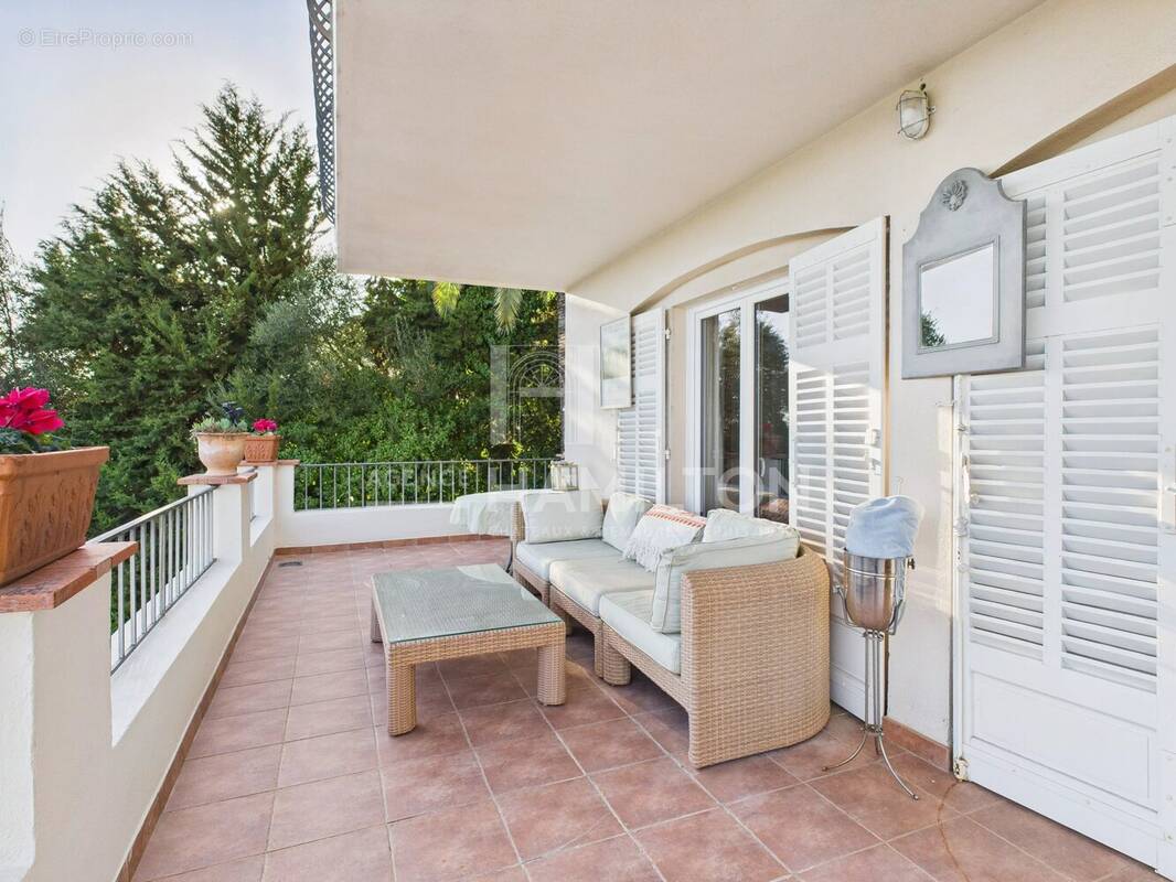 Maison à GRASSE