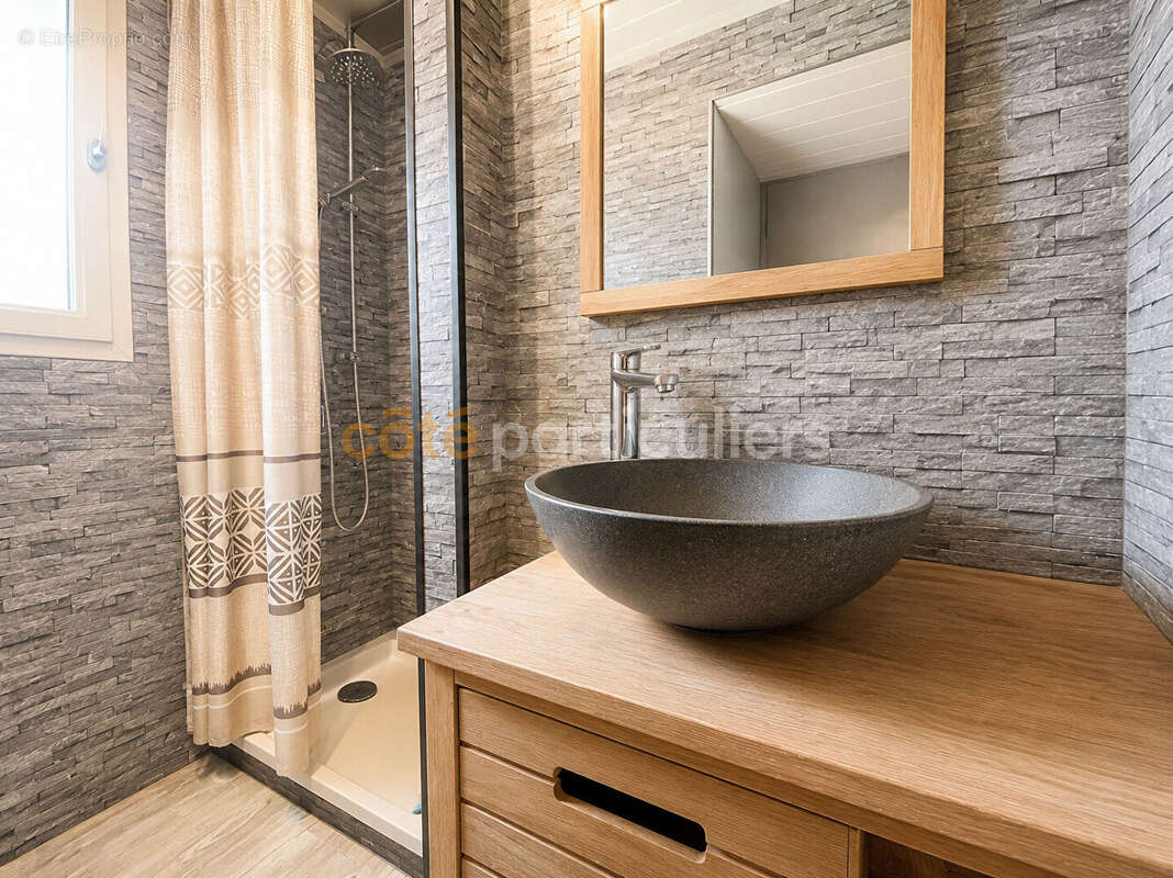 Maison Familiale - 6 chambres à Saint-Michel-En-L'Herm - photo 15